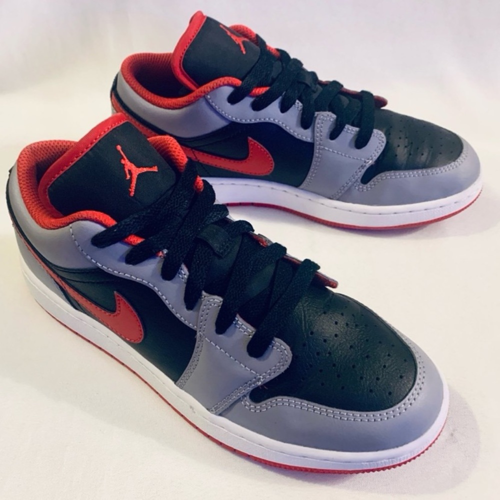 Jordan Low Top Sneakers in Black, Gray & Red
